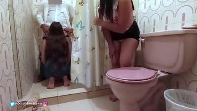 Сувилагч эмнэлэгийн угаалгын өрөөнд эмч өвчтөнийг галзуугийг олж харав / 1-р ХЭСЭГ / NicoleLondrawer / Chiquicandy